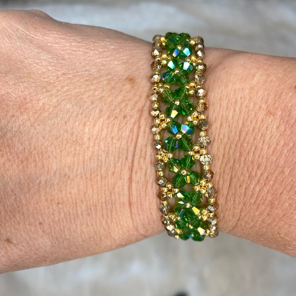 HANDMADE Beaded Green & Gold Boho Bracelet - Picture 3 of 5